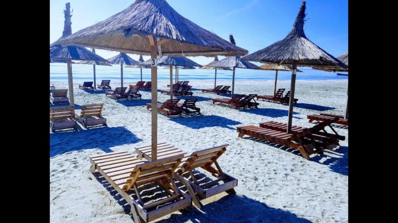 Cez Studio Mamaia Nord Năvodari Exterior foto